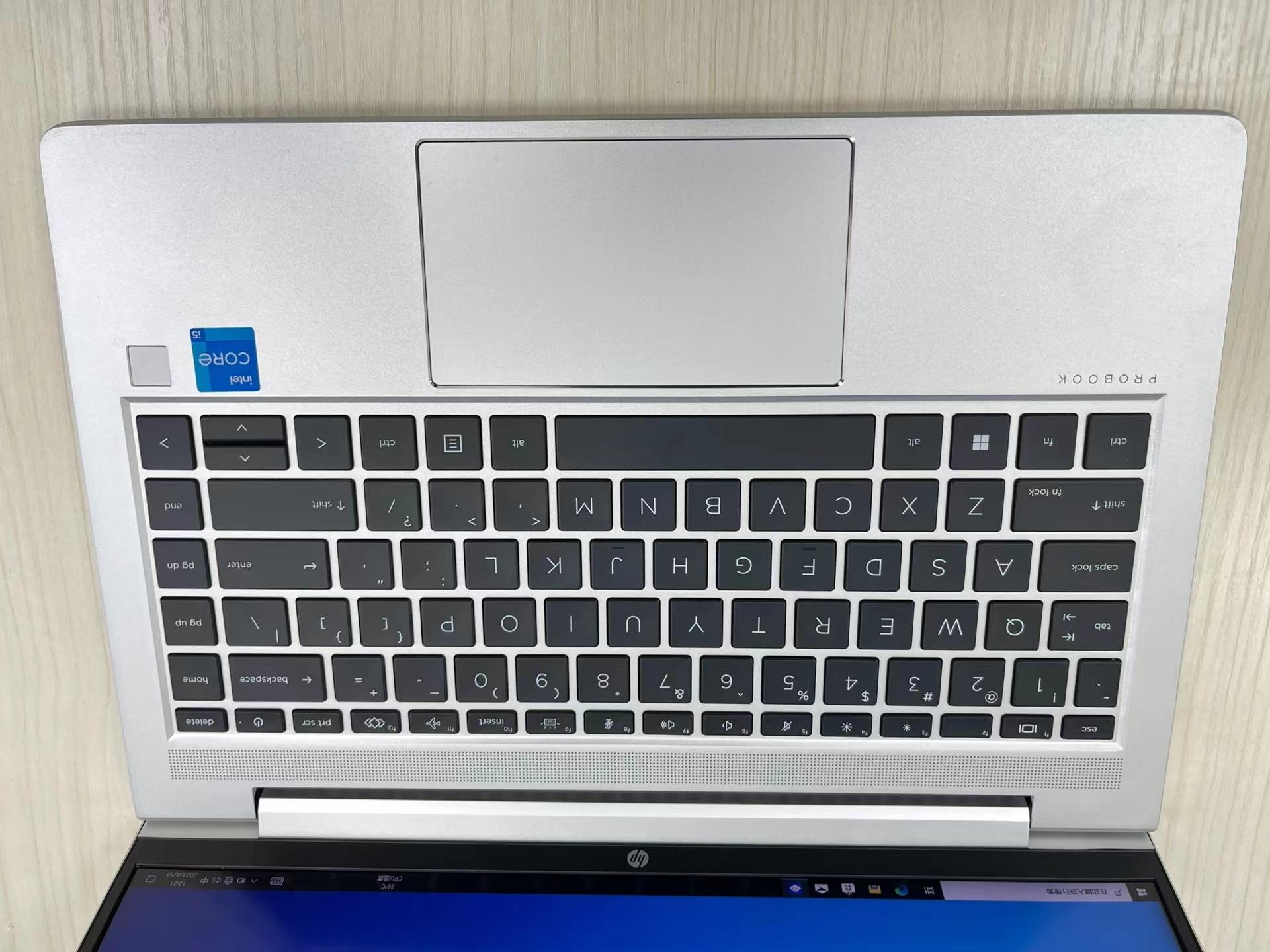 “OEM 650 G8 2-in-1 | i7 11th Gen